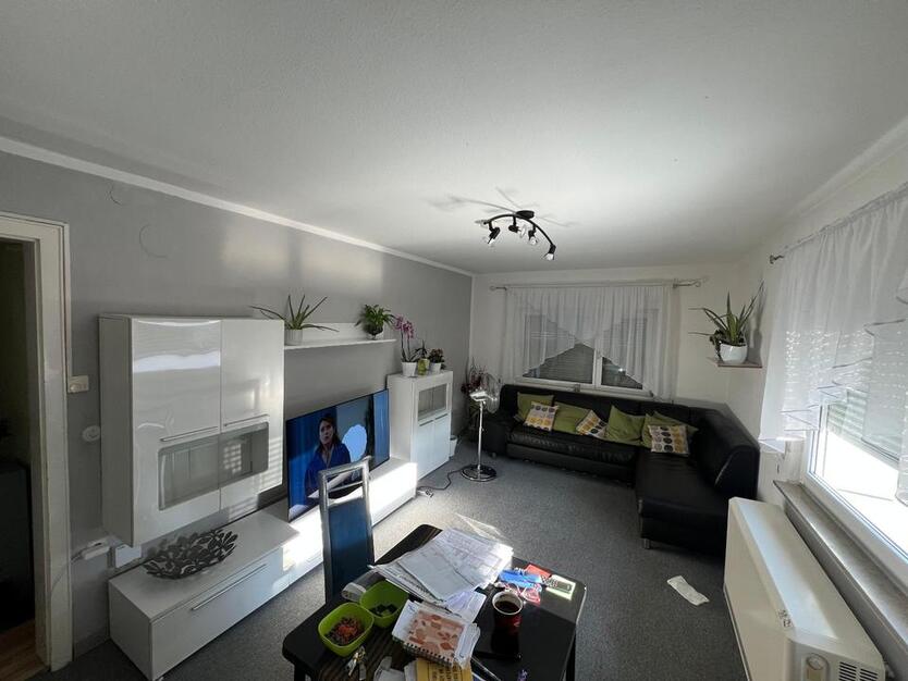 Helle 3-Zimmer Wohnung mit schöner Sicht und Garten in Wangen zimmer