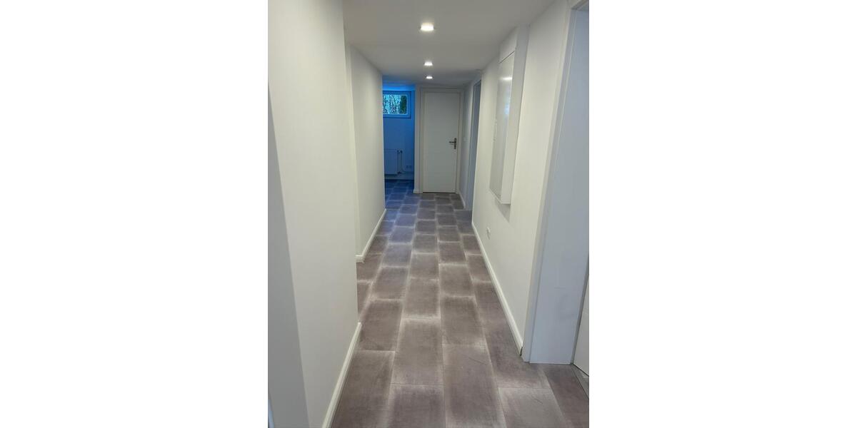 Etagenwohnung Bad Segeberg - 3 Zimmer, 100 m&sup2;, 1.500&euro; | Angebot:26649682