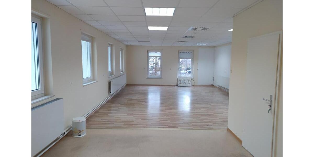 Gewerbeobjekt Hünfeld - 2 Zimmer, 7 m&sup2;, 849&euro; | Angebot:24984625
