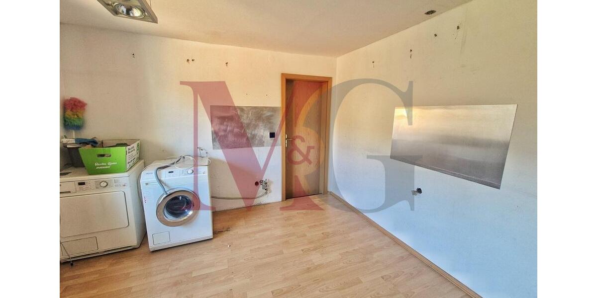 Einfamilienhaus Wilhelmshaven Aldenburg - 9 Zimmer, 227 m&sup2;, 1.600&euro; | Angebot:25843573