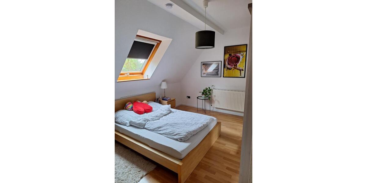 Dachgeschoßwohnung Spenge - 3 Zimmer, 107 m&sup2;, 800&euro; | Angebot:26124582