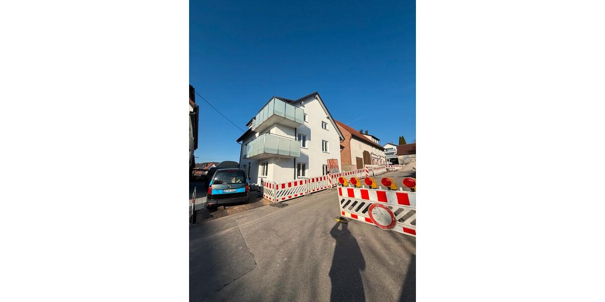 Erdgeschoßwohnung Calw - 3.5 Zimmer, 90 m&sup2;, 1.350&euro; | Angebot:25407156