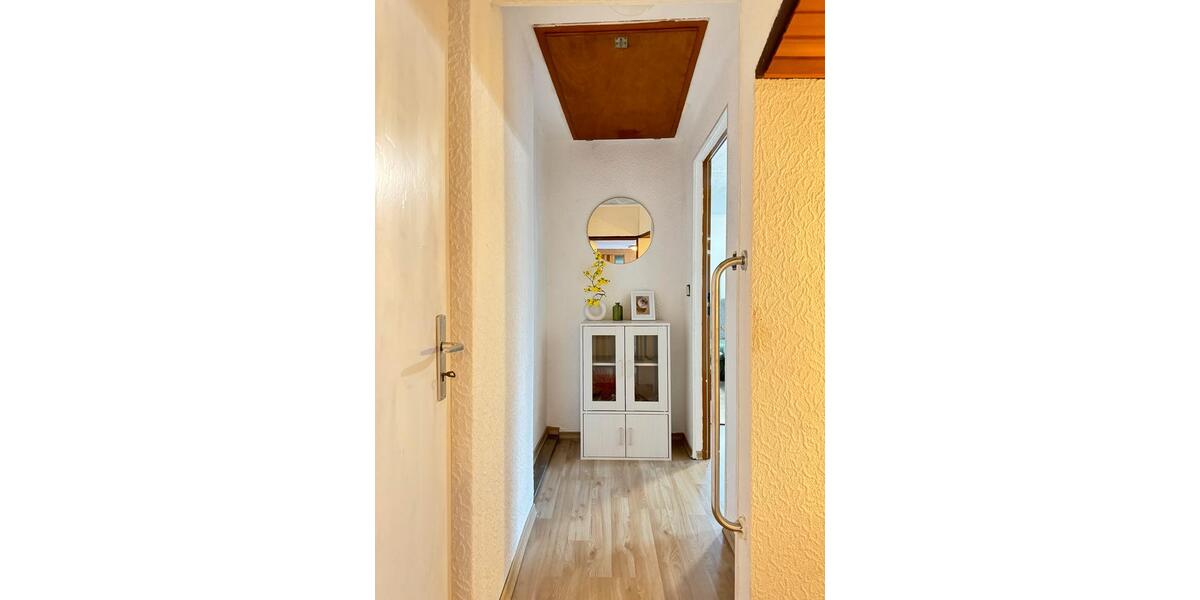 Etagenwohnung Mainz - 3 Zimmer, 90 m&sup2;, 1.100&euro; | Angebot:24685887