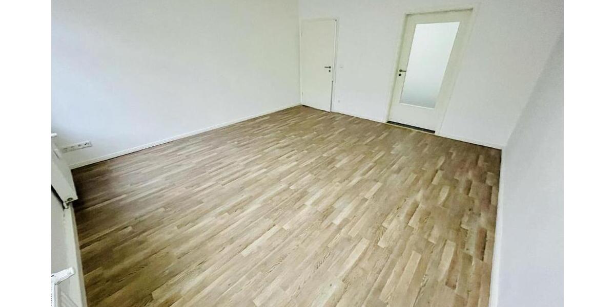 Modern sanierte 4 Raum-Wohnung mit Balkon und schickem Bad! - Etagenwohnung Gera Ostviertel | Angebot:26764737