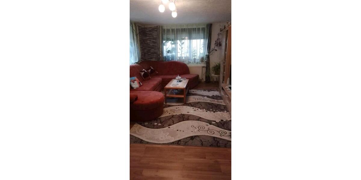 Etagenwohnung Schöntal - 3 Zimmer, 110 m&sup2;, 750&euro; | Angebot:25756022