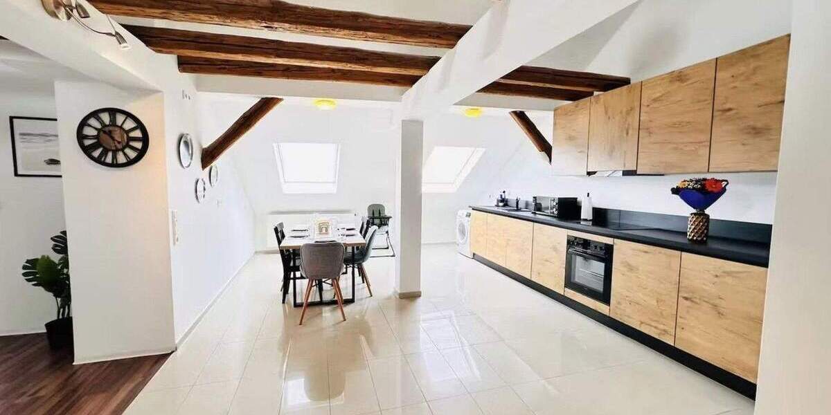 Etagenwohnung Pforzheim Nordstadt - 3 Zimmer, 110 m&sup2;, 1.050&euro; | Angebot:24748358