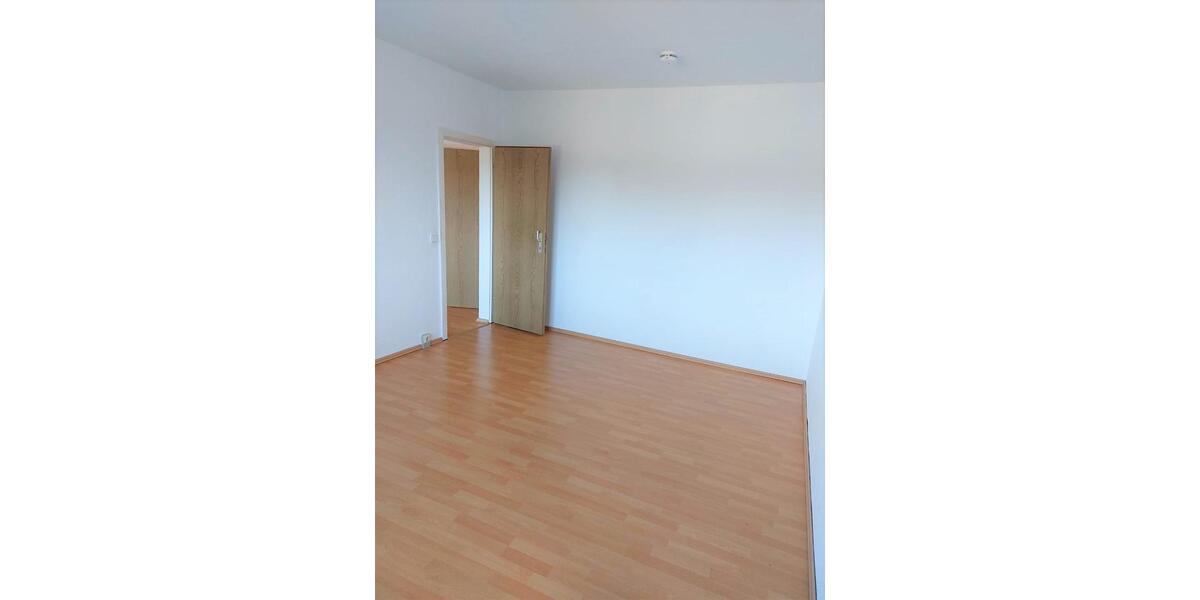 Etagenwohnung Ruhland - 2 Zimmer, 50 m&sup2;, 300&euro; | Angebot:23991401