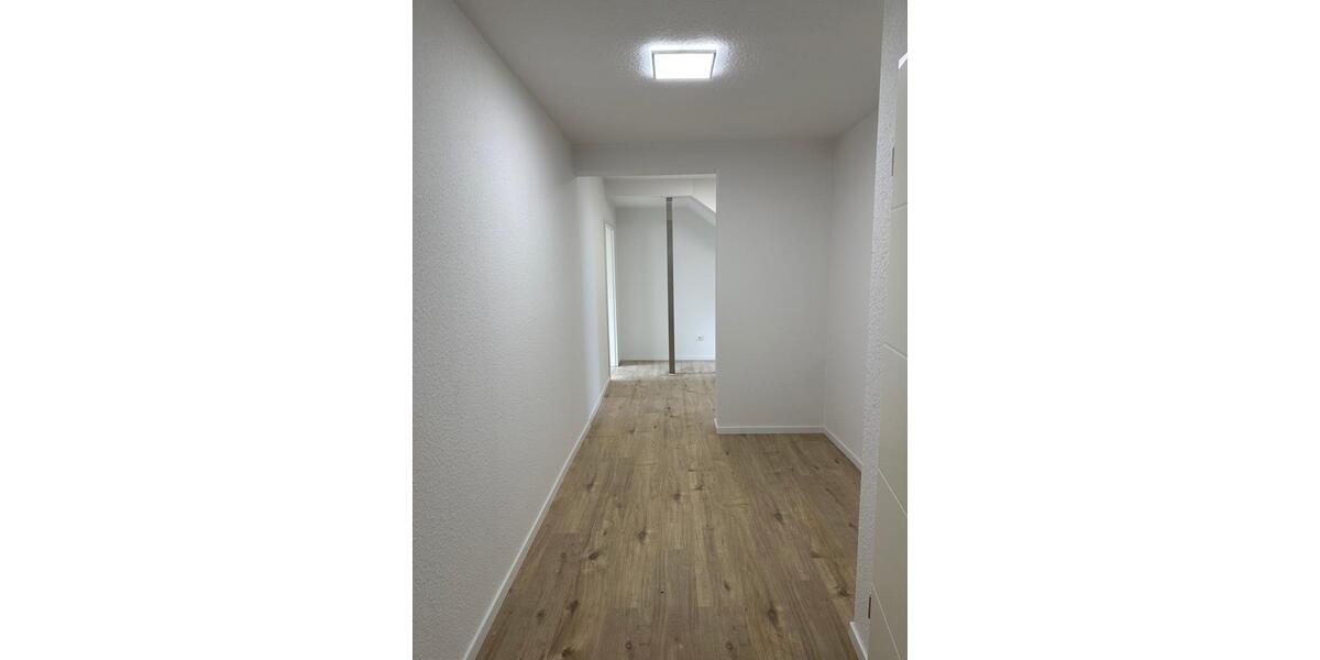 Etagenwohnung Golmbach - 3 Zimmer, 95 m&sup2;, 680&euro; | Angebot:24848870