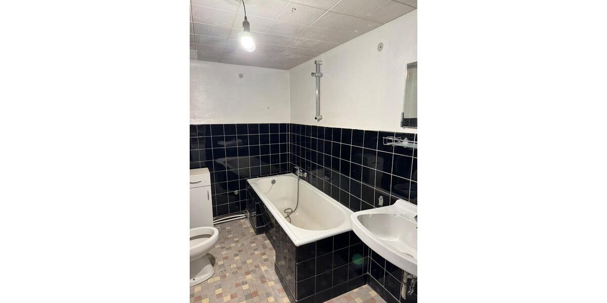 Einfamilienhaus Neunkirchen Heinitz - 6 Zimmer, 160 m&sup2;, 1.250&euro; | Angebot:24620635