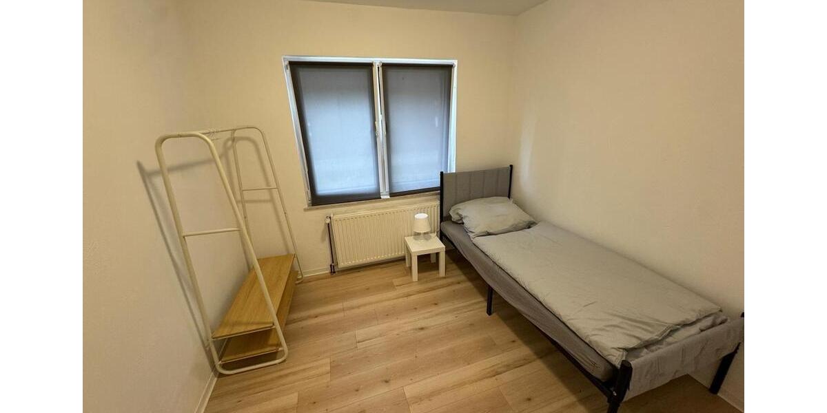 Wohnen auf Zeit Hatten - 6 Zimmer, 150 m&sup2;, 24&euro; | Angebot:24507299