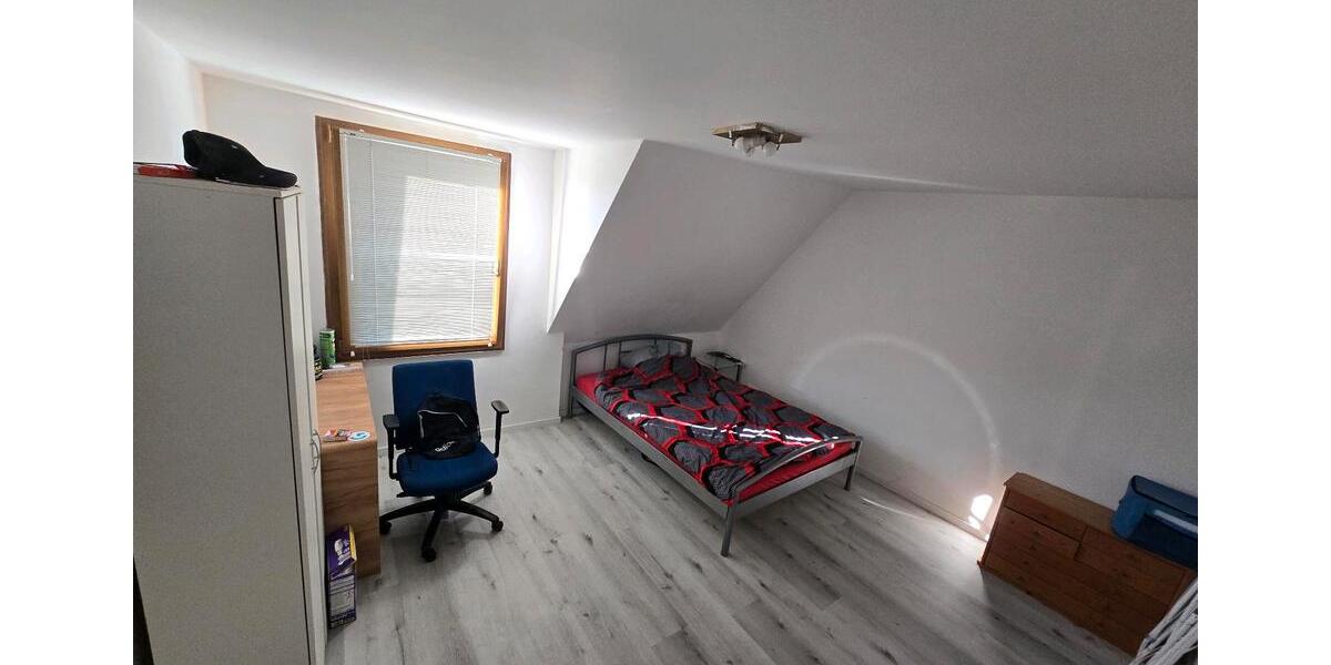 Etagenwohnung Altena - 4 Zimmer, 93 m&sup2;, 630&euro; | Angebot:26602702