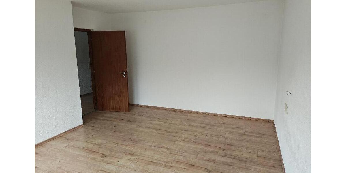 Erdgeschoßwohnung Albstadt - 3.5 Zimmer, 110 m&sup2;, 850&euro; | Angebot:26119996
