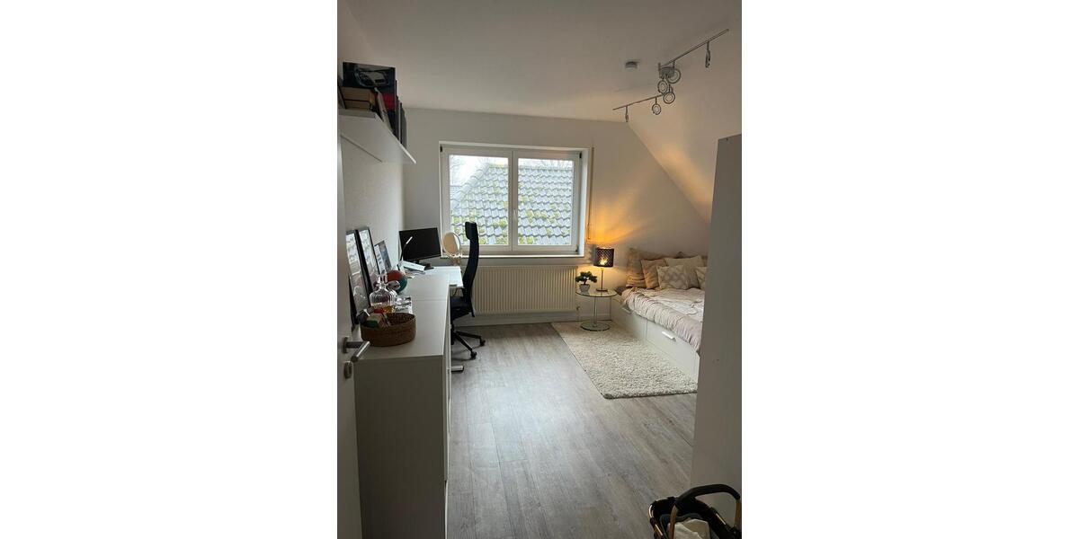 Dachgeschoßwohnung Tarmstedt - 3 Zimmer, 92 m&sup2;, 1.090&euro; | Angebot:26448065
