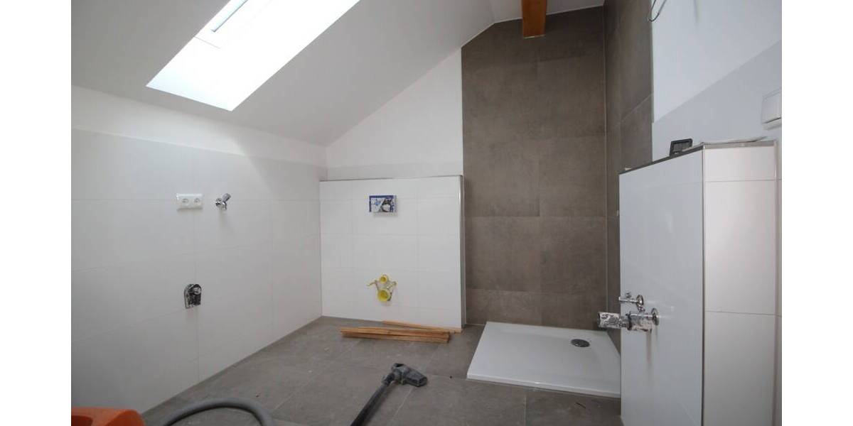 Doppelhaushälfte Ampfing - 5 Zimmer, 151 m&sup2;, 1.900&euro; | Angebot:25777045