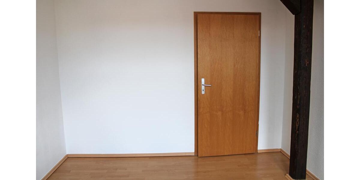 Dachgeschoßwohnung Arnstadt - 3 Zimmer, 81 m&sup2;, 589&euro; | Angebot:23355541