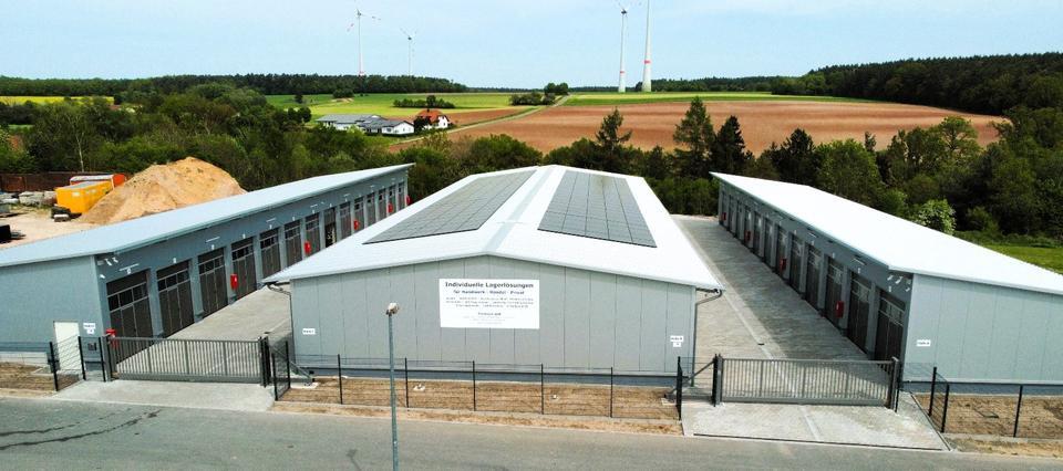 Lagereinheiten ab 28 qm befahrbar in Wilhermsdorf 20 Min v. Fürth