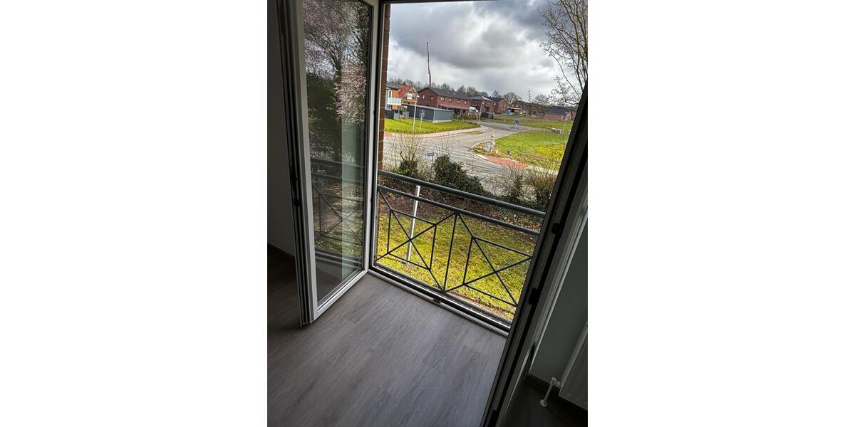 Doppelhaushälfte Zeven - 5 Zimmer, 130 m&sup2;, 1.200&euro; | Angebot:26014403