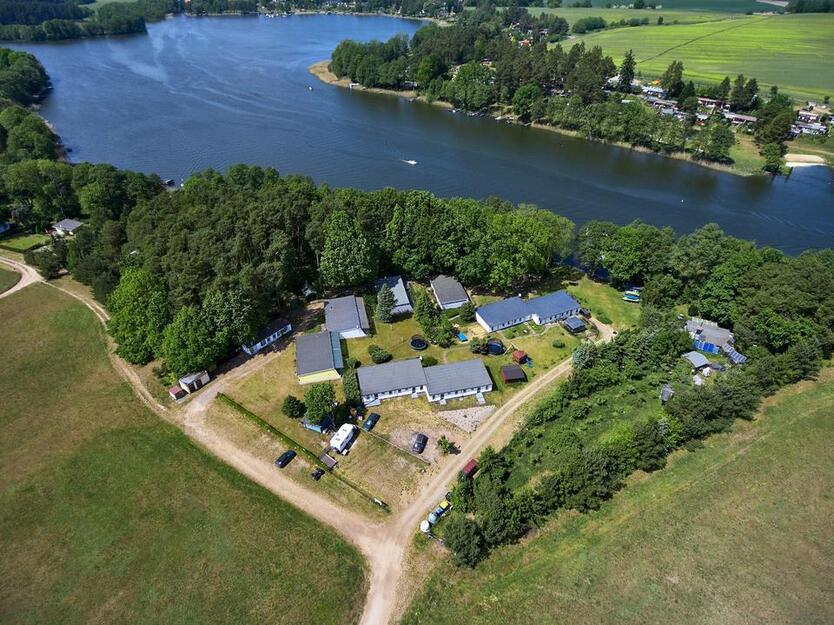 Ferienhaus am See mit Steg, Sauna, Floß, Motorboot, SuB, Kanu