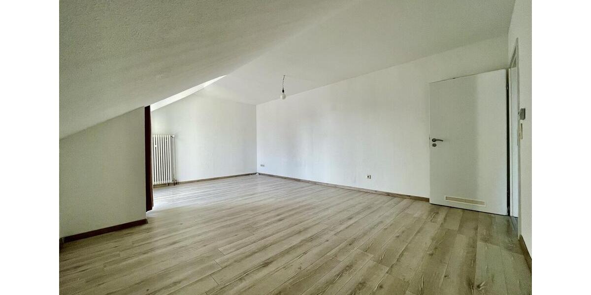 Dachgeschoßwohnung Betzdorf - 2 Zimmer, 70 m&sup2;, 635&euro; | Angebot:25305816