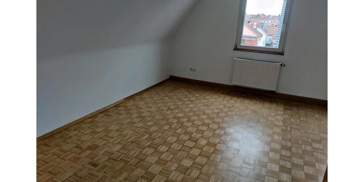 Dachgeschoßwohnung Hösbach - 2 Zimmer, 55 m&sup2;, 520&euro; | Angebot:24841191