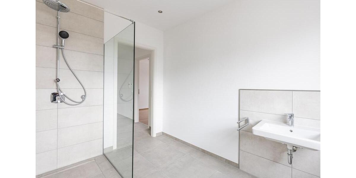 Dachgeschoßwohnung Dahlem - 3 Zimmer, 104 m&sup2;, 1.248&euro; | Angebot:24597544