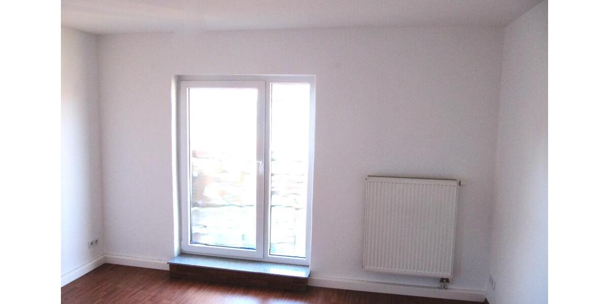 Erdgeschoßwohnung Naumburg (Saale) - 2 Zimmer, 58 m&sup2;, 450&euro; | Angebot:25930947