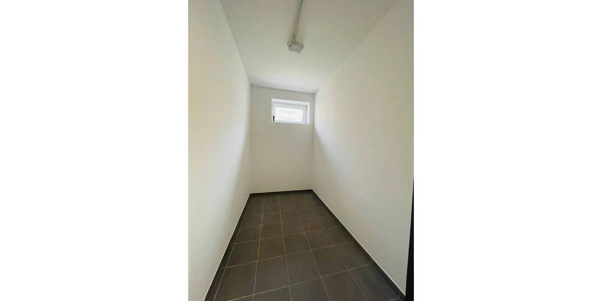 Etagenwohnung Sellin - 2 Zimmer, 83 m&sup2;, 1.494&euro; | Angebot:25985325