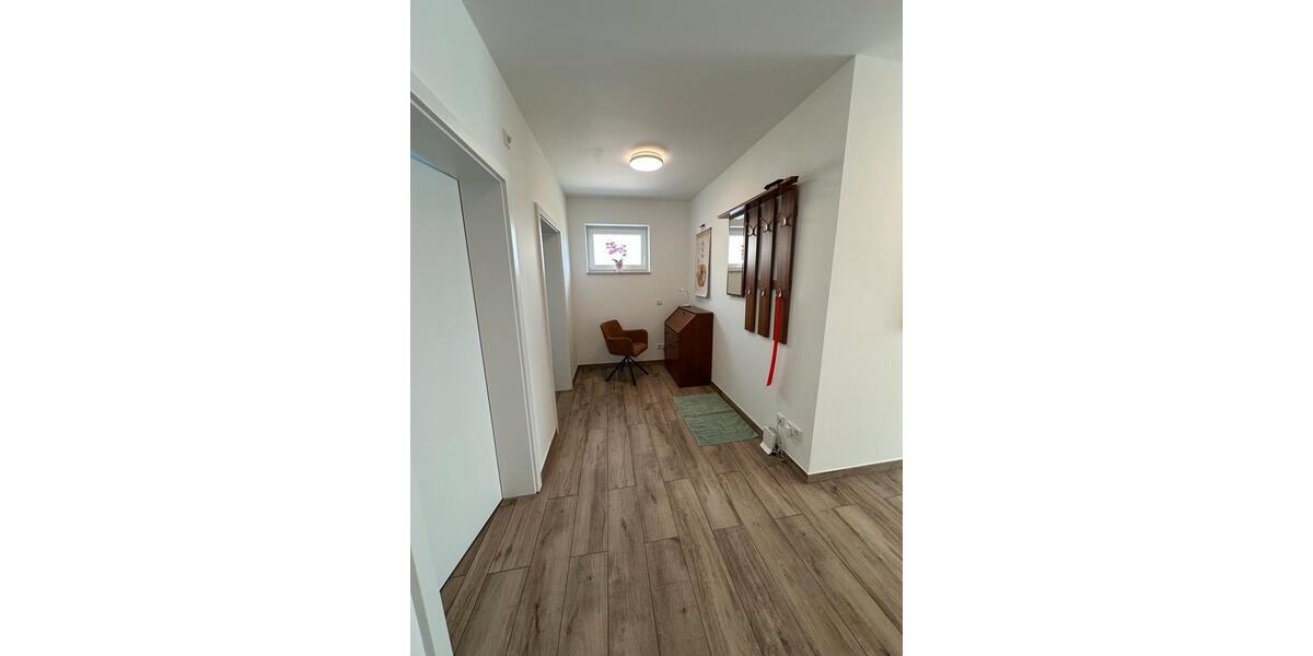 Wohnen auf Zeit Bruchköbel - 2 Zimmer, 88 m&sup2;, 105&euro; | Angebot:25967751