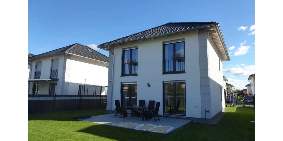 Haus zum Mieten in Ahrensfelde 2.400 € 134 m² 4 zimmer