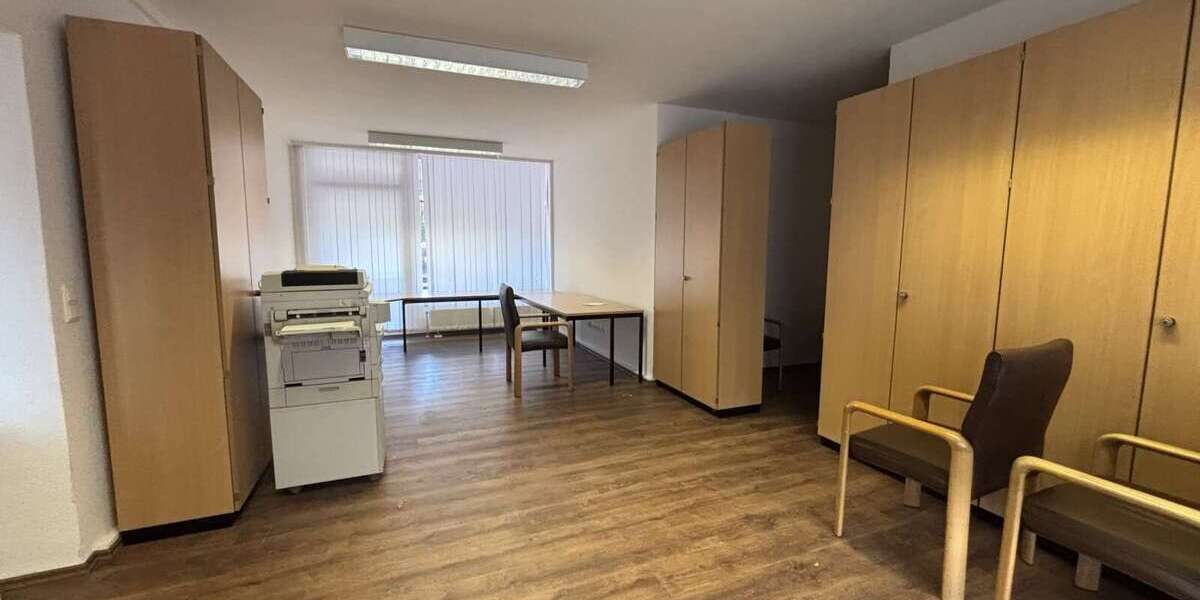 Gewerbeobjekt Emden Rysumer Landstraße - 350&euro; | Angebot:27009798