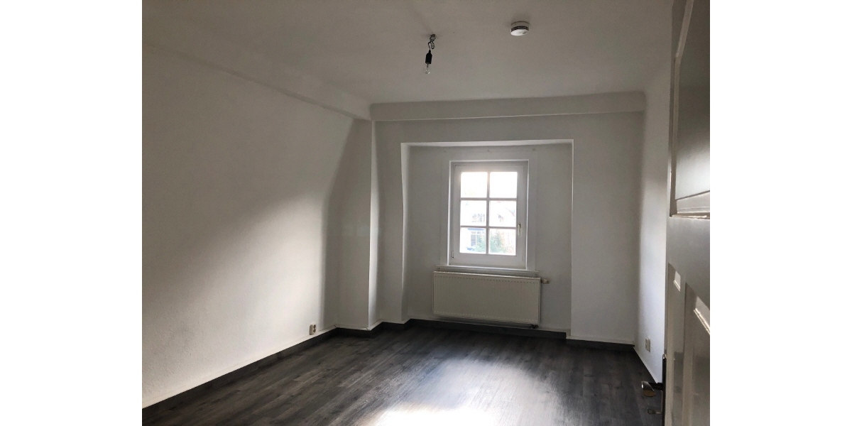 schöne praktische 3 Zimmer Wohnung - 3- Gotha Gadollstraße | Angebot:24449296