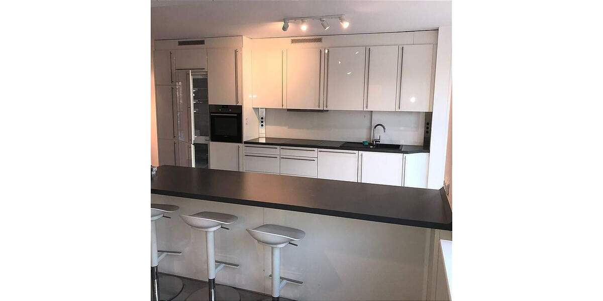 Etagenwohnung Hamburg Uhlenhorst - 3 Zimmer, 121 m&sup2;, 2.600&euro; | Angebot:25778932