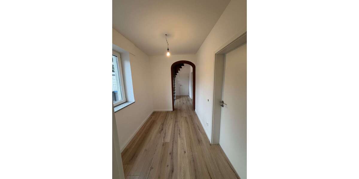 Einfamilienhaus Köln Lindenthal - 6 Zimmer, 155 m&sup2;, 2.800&euro; | Angebot:26147351