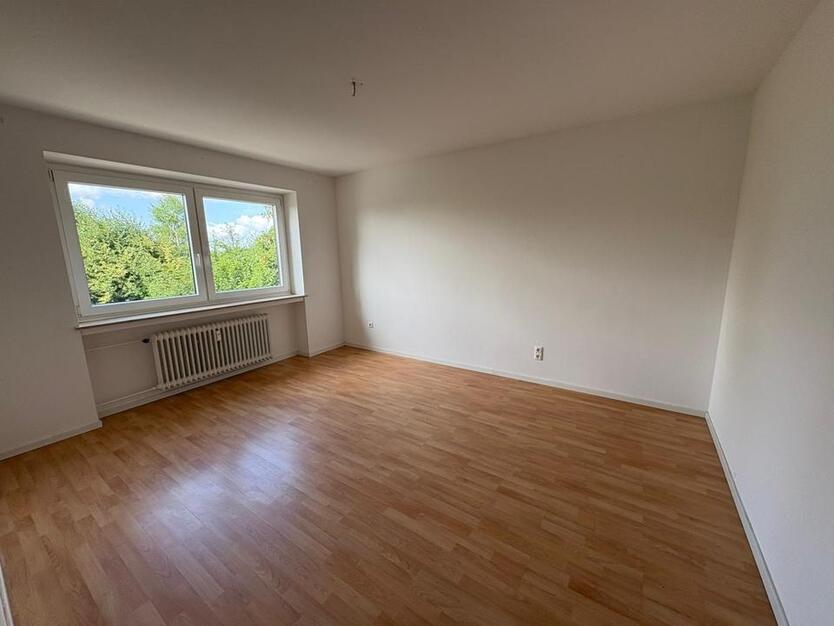 2-Zimmer-Wohnung in Selb Plößberg - 2. OG - sofort bezugsfrei zimmer