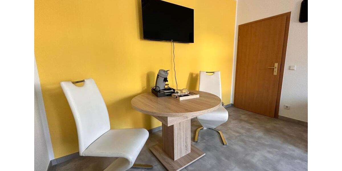 Wohnen auf Zeit Borsdorf - 4 Zimmer, 160 m&sup2;, 25&euro; | Angebot:22953458