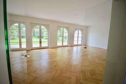 Wohnung Mönchengladbach Nord - 3 Zimmer, 151 m&sup2;, 1.720&euro; | Angebot:26562796