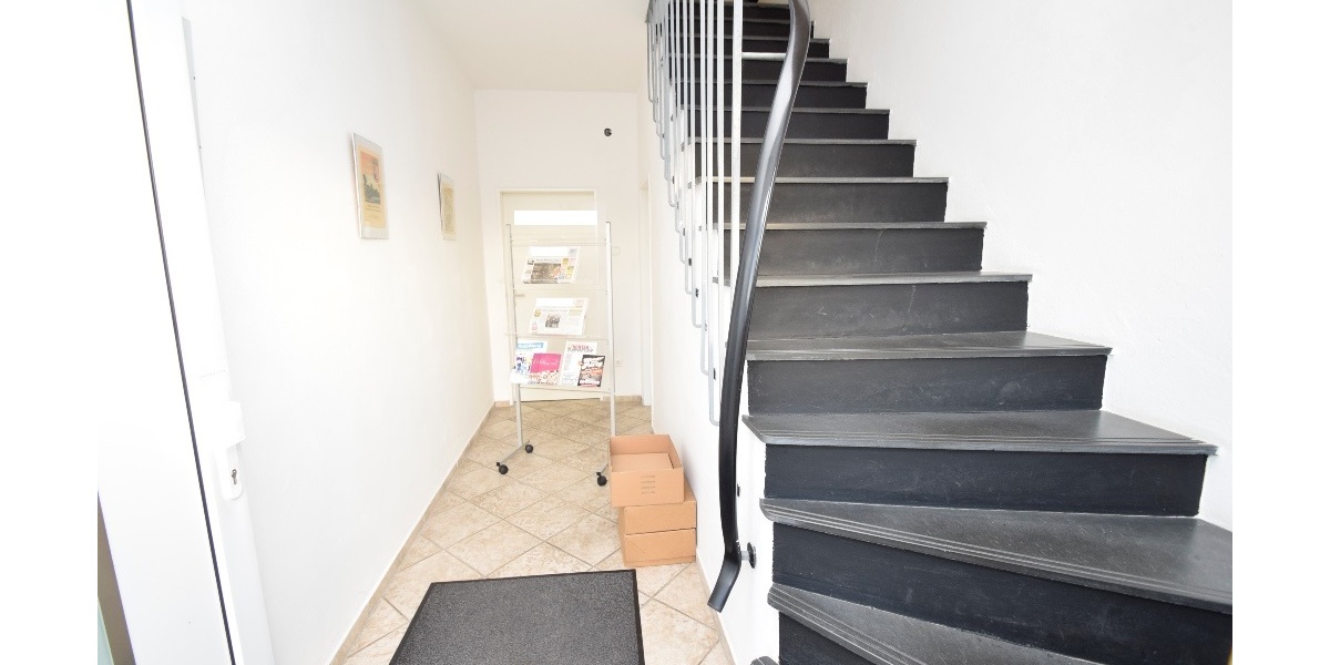 Hauptverkehrsstr. Sulingen: Gewerbehalle teilbar viele Parkplätze - Gewerbeobjekt Sulingen | Angebot:25416987