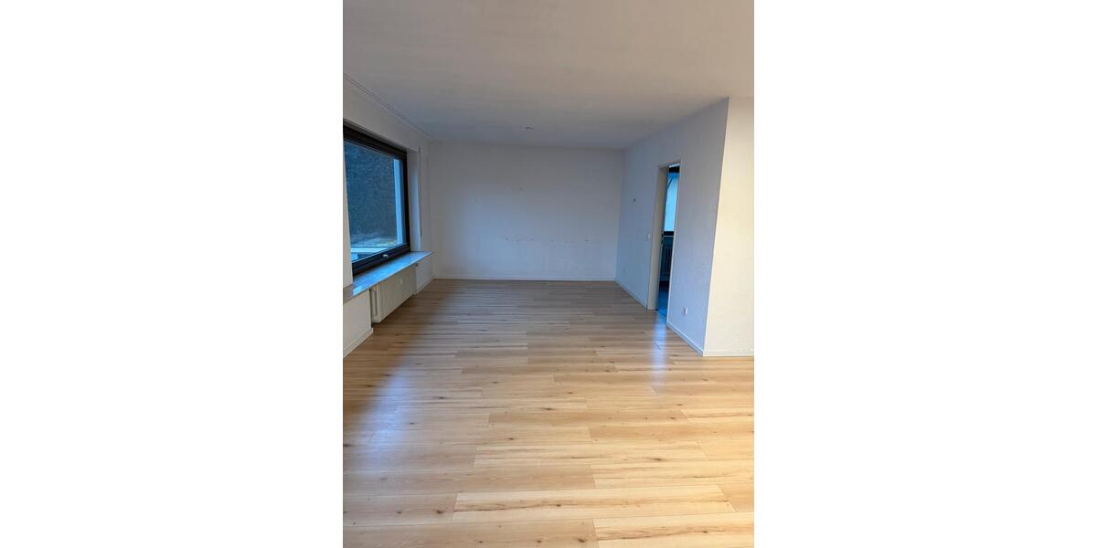 Etagenwohnung Niefern-Öschelbronn Öschelbronn - 4 Zimmer, 115 m&sup2;, 1.350&euro; | Angebot:25592548