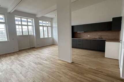 Wohnung zum Mieten in Wermelskirchen 1.448,58 € 113.17 m² 3 zimmer