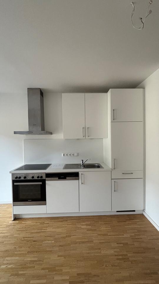 Moderne 1-Zimmer Mietwohnung mit EBK! Wentzel-Dr.