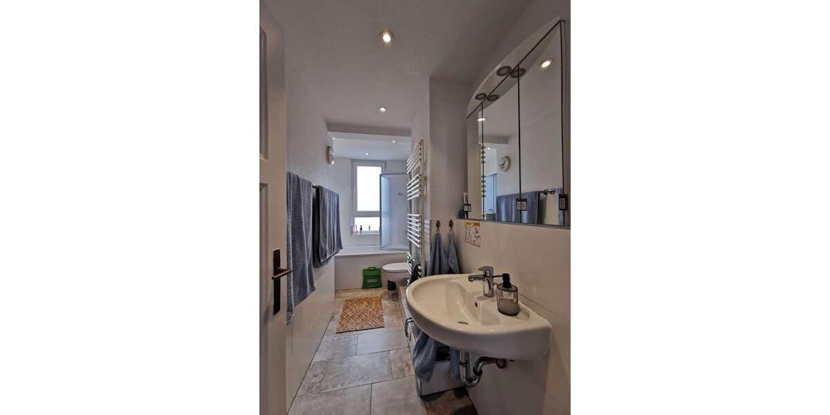 Dachgeschoßwohnung Eisenach - 4 Zimmer, 100 m&sup2;, 750&euro; | Angebot:26478029