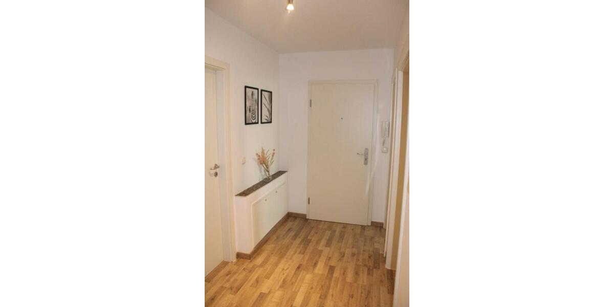 Wohnen auf Zeit Augsburg Bärenkeller - 4 Zimmer, 117 m&sup2;, 350&euro; | Angebot:26142513
