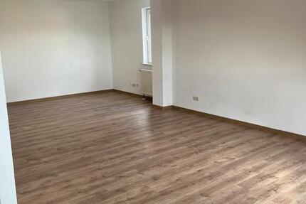 Wohnung Grünberg - 3 Zimmer, 80 m&sup2;, 900&euro; | Angebot:24976338