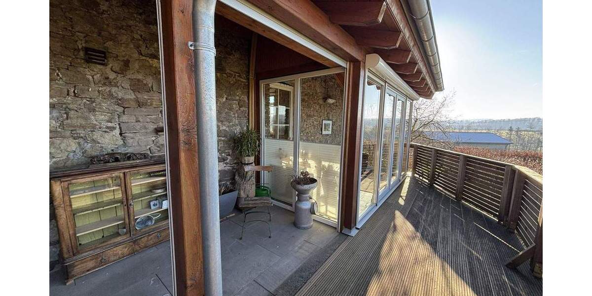 Reihenendhaus Lindlar Linde - 6 Zimmer, 225 m&sup2;, 1.900&euro; | Angebot:23880348