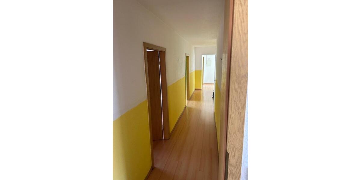 Dachgeschoßwohnung Jüterbog - 4 Zimmer, 120 m&sup2;, 960&euro; | Angebot:24787010