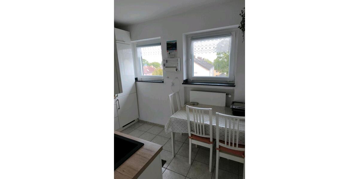 Etagenwohnung Duisburg Rheinhausen - 4.5 Zimmer, 82 m&sup2;, 1.250&euro; | Angebot:26648928