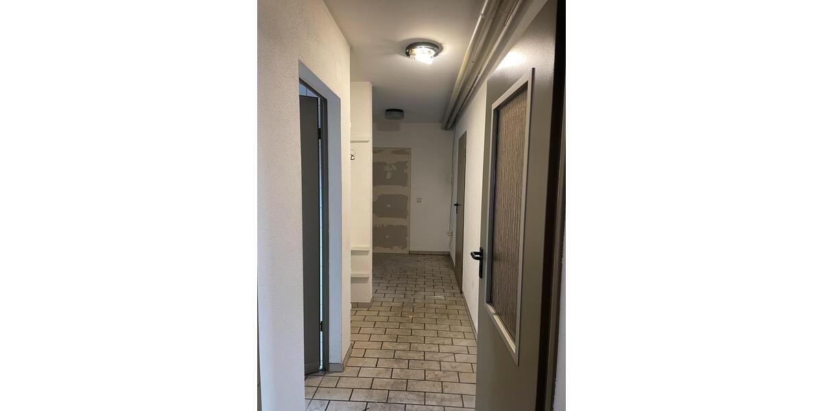 Gewerbeobjekt Neuenbürg - 800&euro; | Angebot:24370341