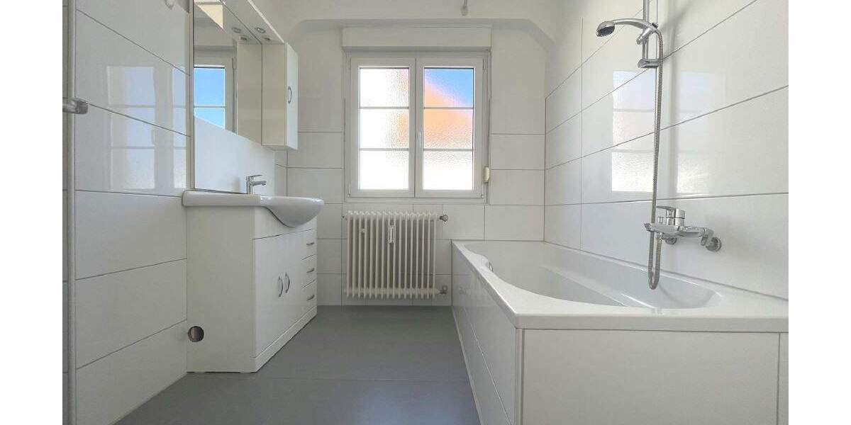 Etagenwohnung Singen (Hohentwiel) Singen - 3 Zimmer, 95 m&sup2;, 900&euro; | Angebot:25803033