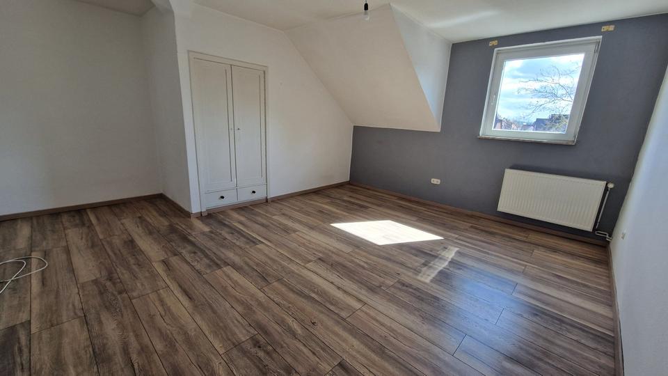 Dachgeschoßwohnung Höxter - 3 Zimmer, 90 m&sup2;, 675&euro; | Angebot:26022968