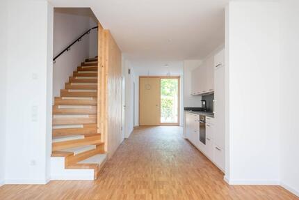 Haus Emlichheim - 5 Zimmer, 117 m&sup2;, 1.505&euro; | Angebot:26248365